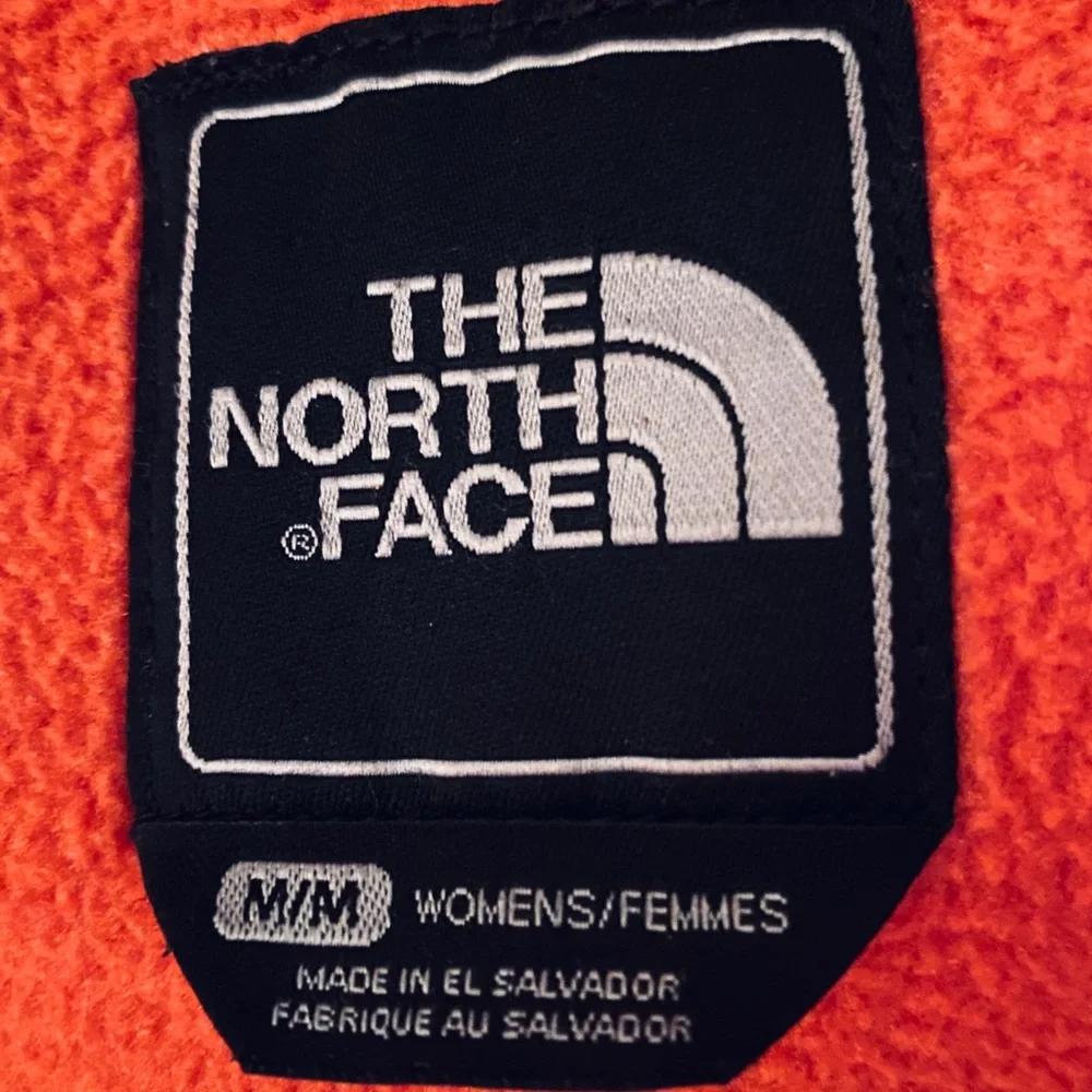 North Face - Medium, Coral Women’s fleece - Picture 2 of 4